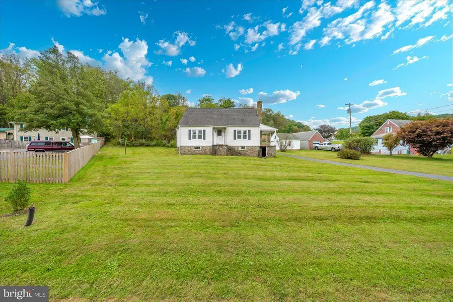 17124 Sabillasville Rd, Sabillasville, MD 21780 - Image #2