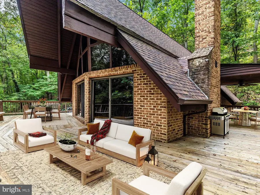 6838 Mountain Church Rd, Middletown, MD 21769 - Image #2