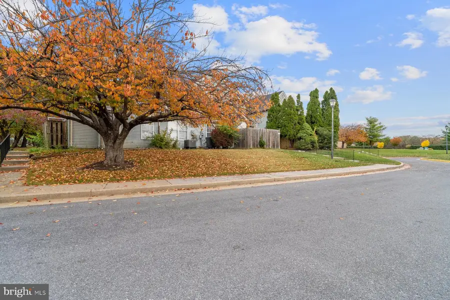 5806-g Shadbush Ct, Frederick, MD 21703 - Image #2