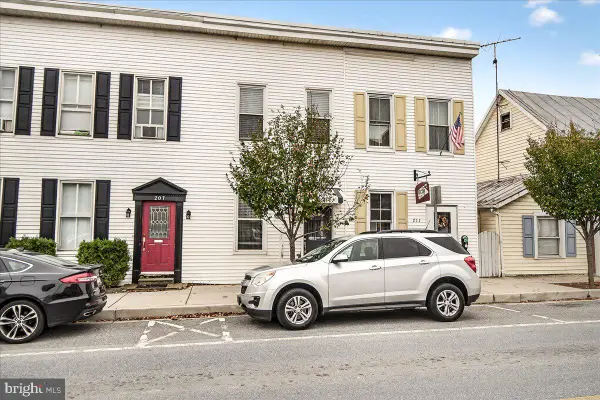 209 W Main St, EMMITSBURG, MD 21727
