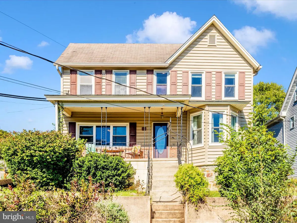 709 E A St E, Brunswick, MD 21716 - Image #1