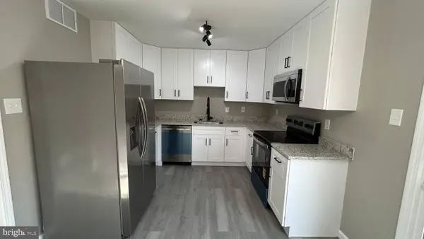 13 Consett Pl #4h, FREDERICK, MD 21703