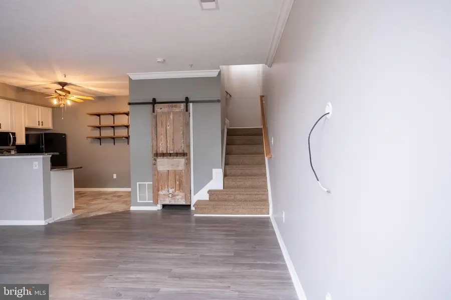 4910 Edgeware Ter, Frederick, MD 21703 - Image #3