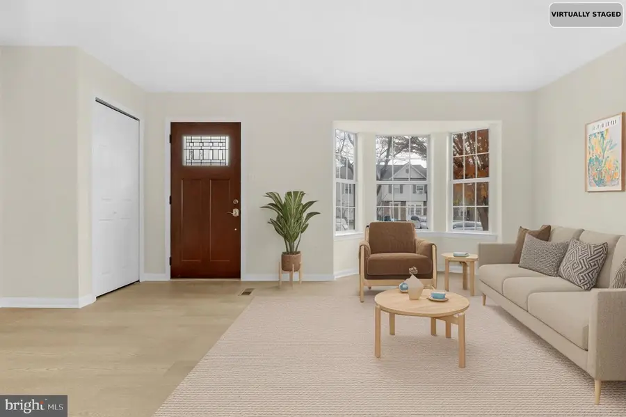 1227 Dahlia Ln, Frederick, MD 21703 - Image #3