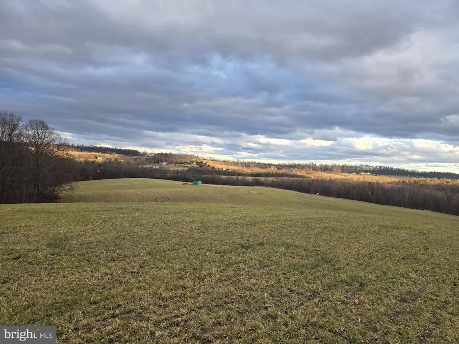 11420 Green Valley Rd, Union Bridge, MD 21791 - Image #2