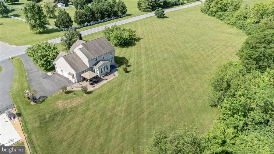 3810 Roundtree Rd, Jefferson, MD 21755 - #2