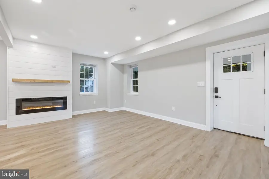 8109 Old Hagerstown Rd, Middletown, MD 21769 - Image #3