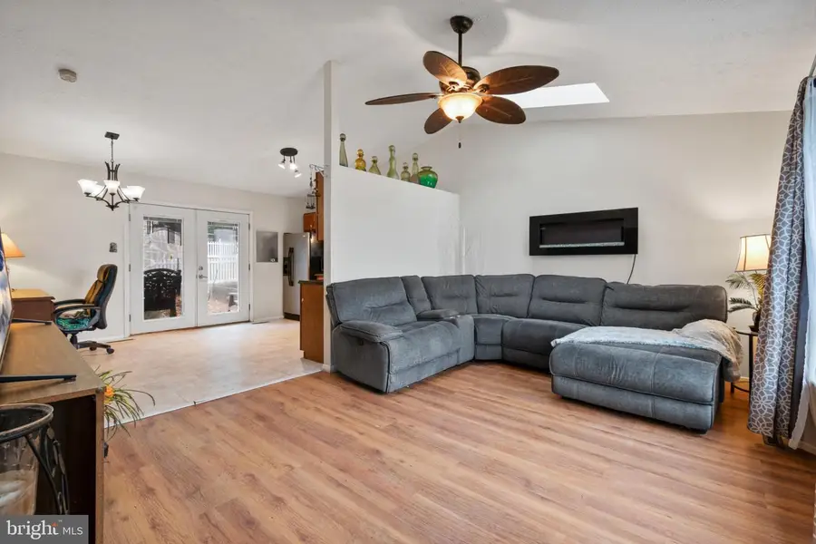 303 Boxford Ct, Frederick, MD 21702 - Image #3