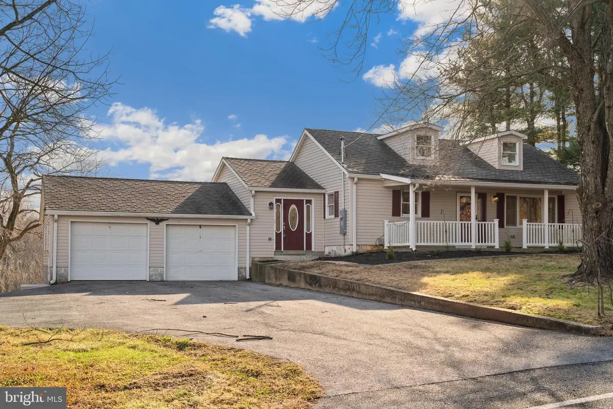 5209 Woodville Rd, Mount Airy, MD 21771 - Image #1