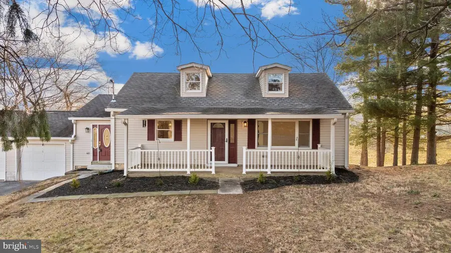 5209 Woodville Rd, Mount Airy, MD 21771 - Image #2