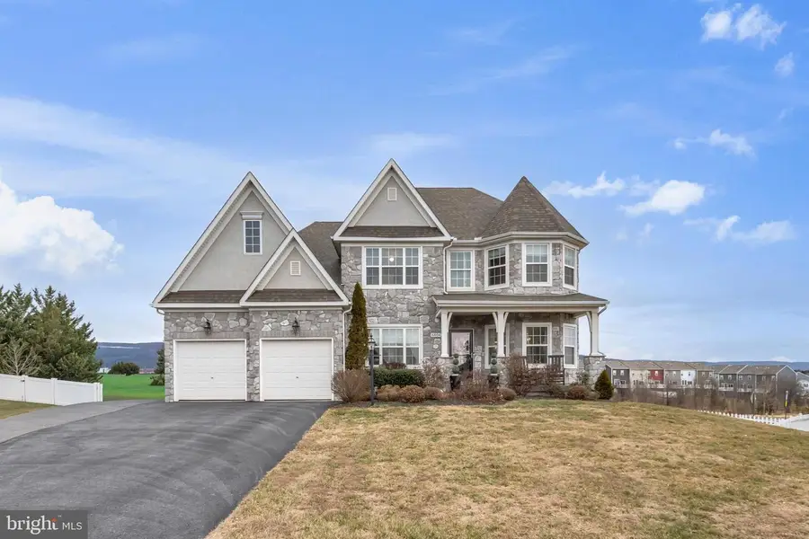 6804 Hawes Ct, Frederick, MD 21702 - Image #2