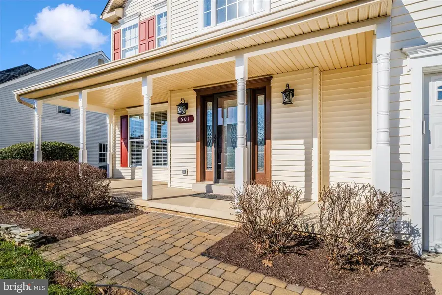 601 Huntover Ln, Frederick, MD 21703 - Image #2