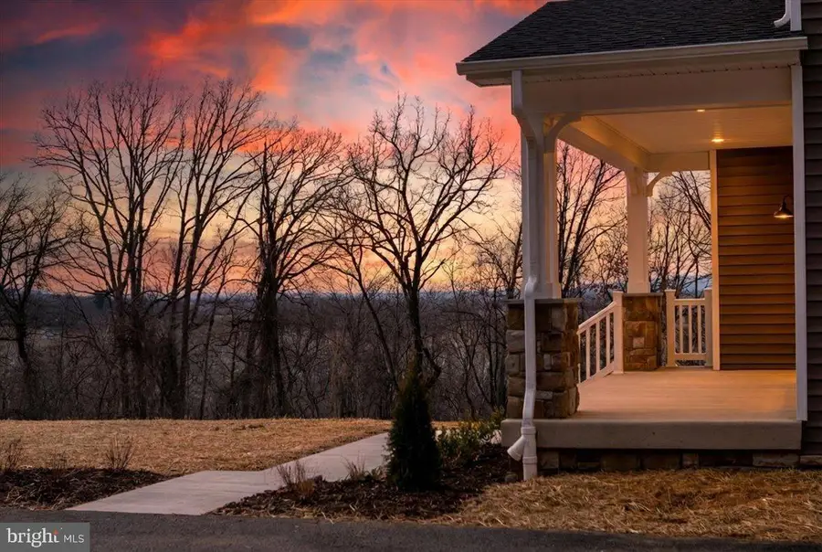 4302 Fishers Hollow Rd, Myersville, MD 21773 - Image #2