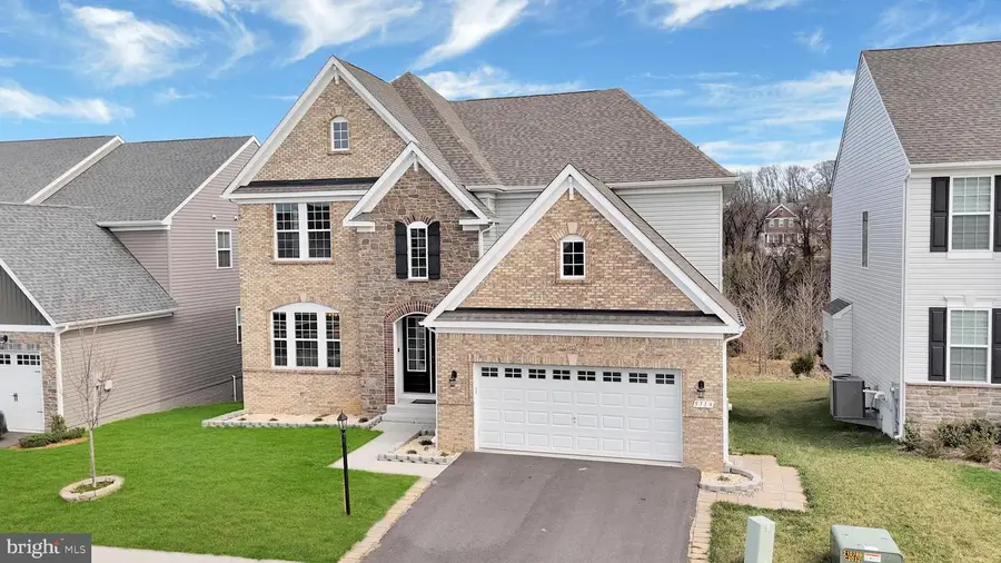 5719 Hawk Ridge Rd, Frederick, MD 21704 - #2