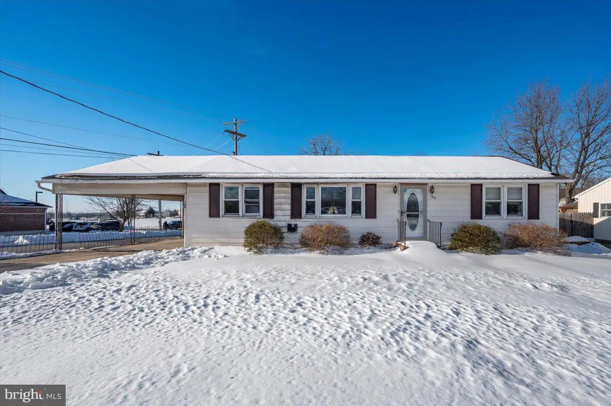 706 E Main St, Thurmont, MD 21788 - #1