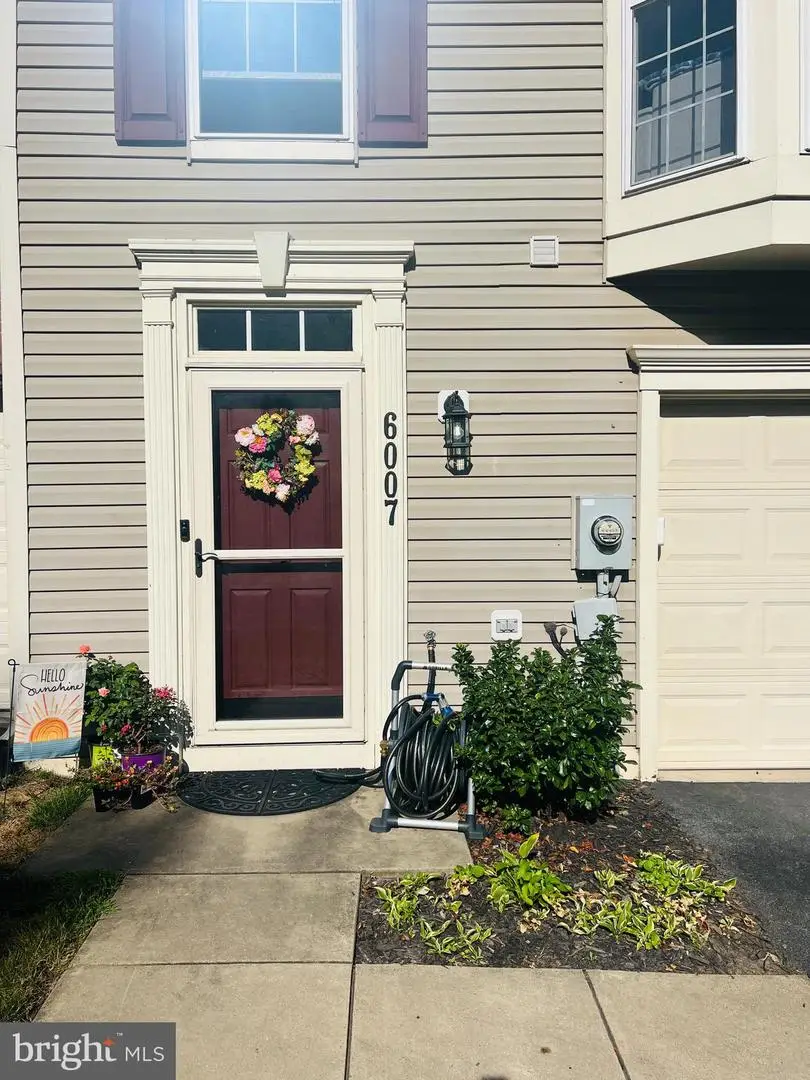 6007 Newport Ln, Frederick, MD 21701 - Image #2