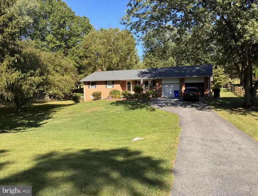 4205 Rolling Acres Dr, Mount Airy, MD 21771 - #2