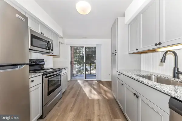 300 Chapel Ct #322, WALKERSVILLE, MD 21793