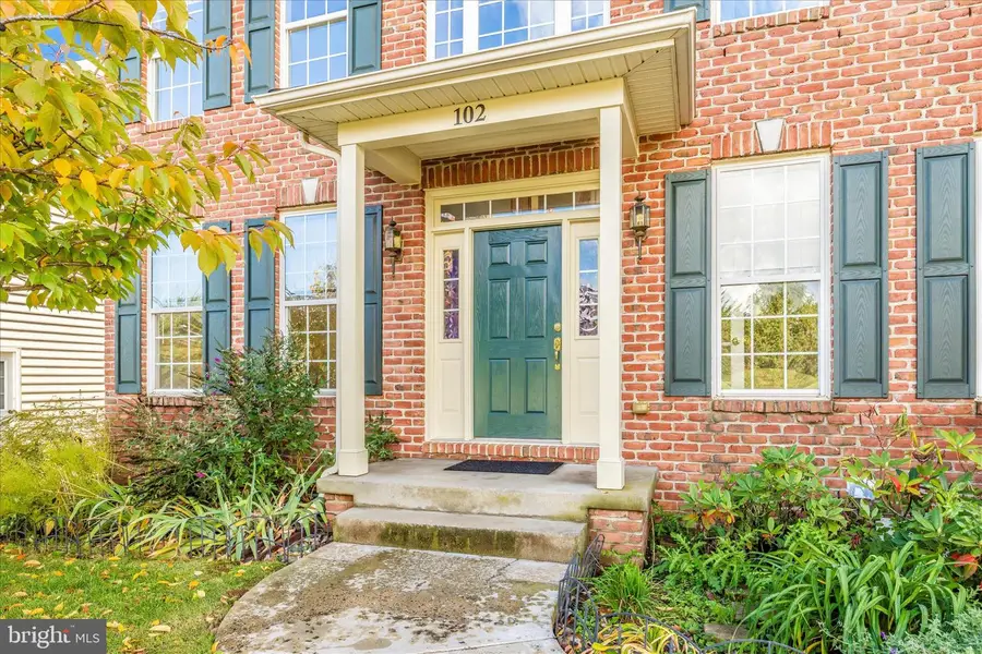 102 Sunlight Dr, Frederick, MD 21702 - Image #2