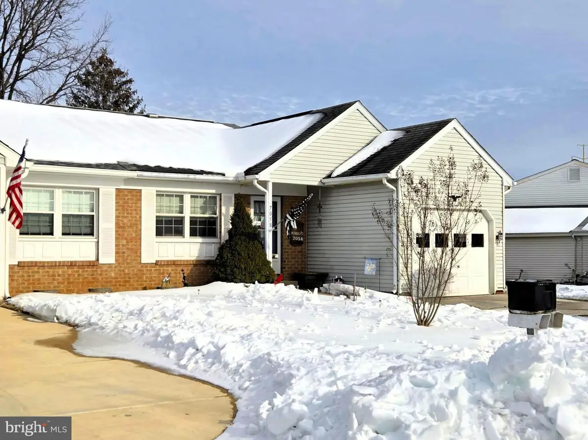 7058 Catalpa Rd, Frederick, MD 21703 - Image #1