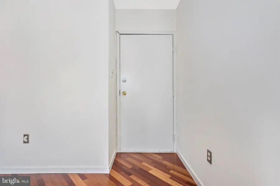 103 S Market St #301, Frederick, MD 21701 - #2