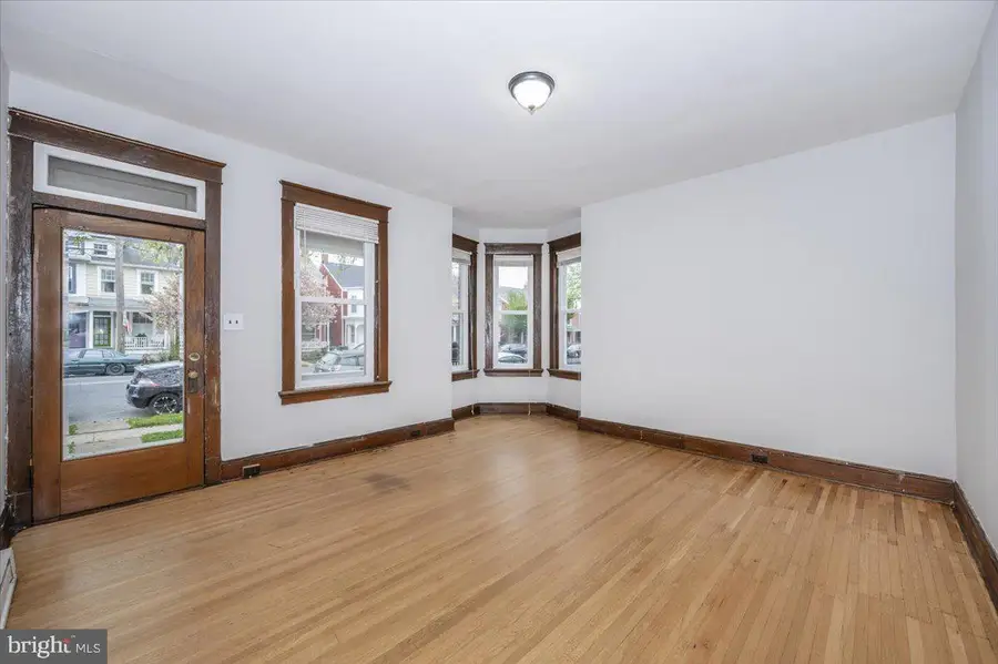 209 Dill Ave, Frederick, MD 21701 - #2