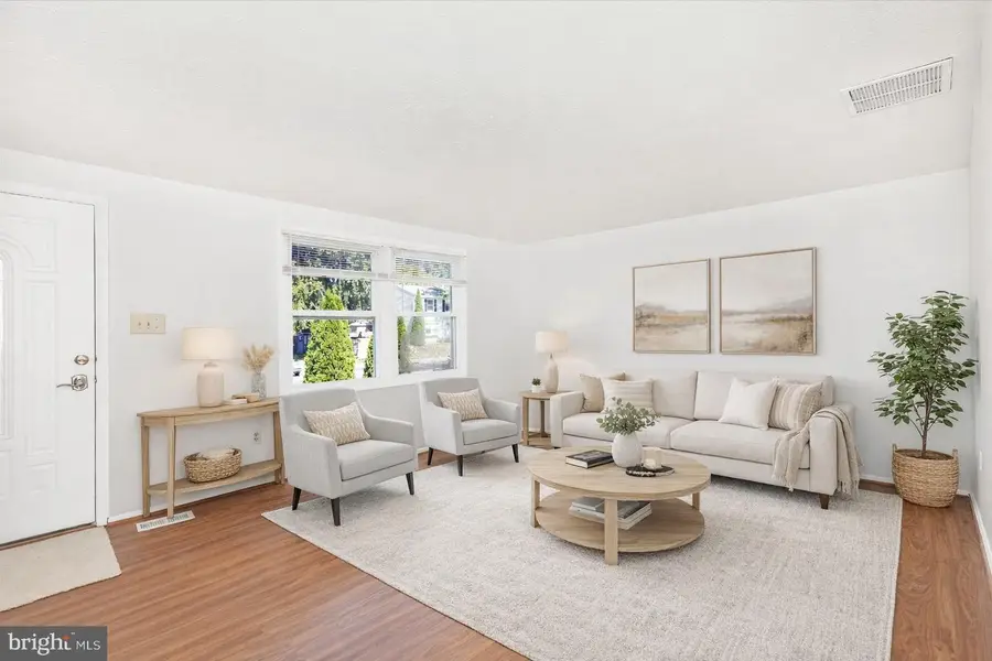 154 Fairfield Dr, Frederick, MD 21702 - #3