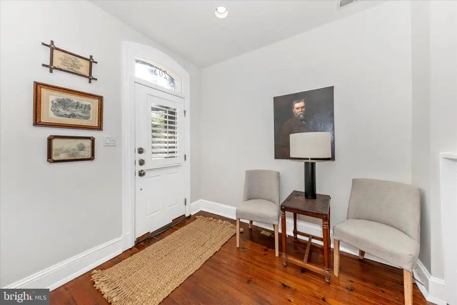 203 E 3rd St, Frederick, MD 21701 - #3