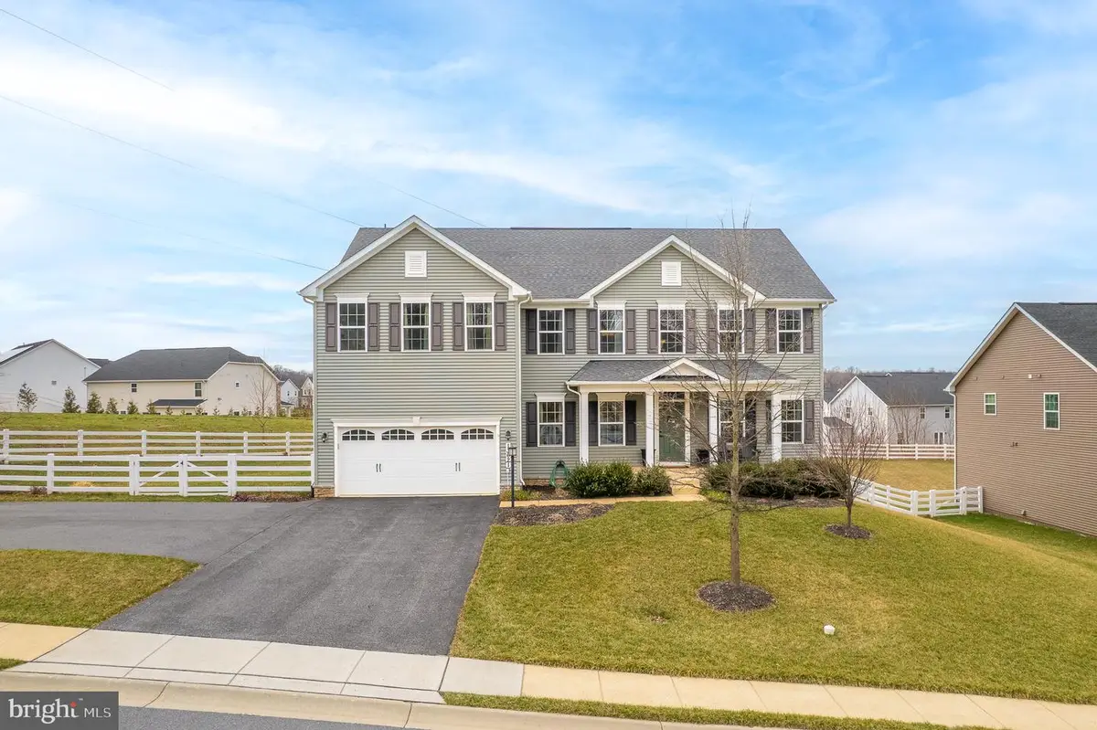 13621 Primavera Dr, Mount Airy, MD 21771 - #1