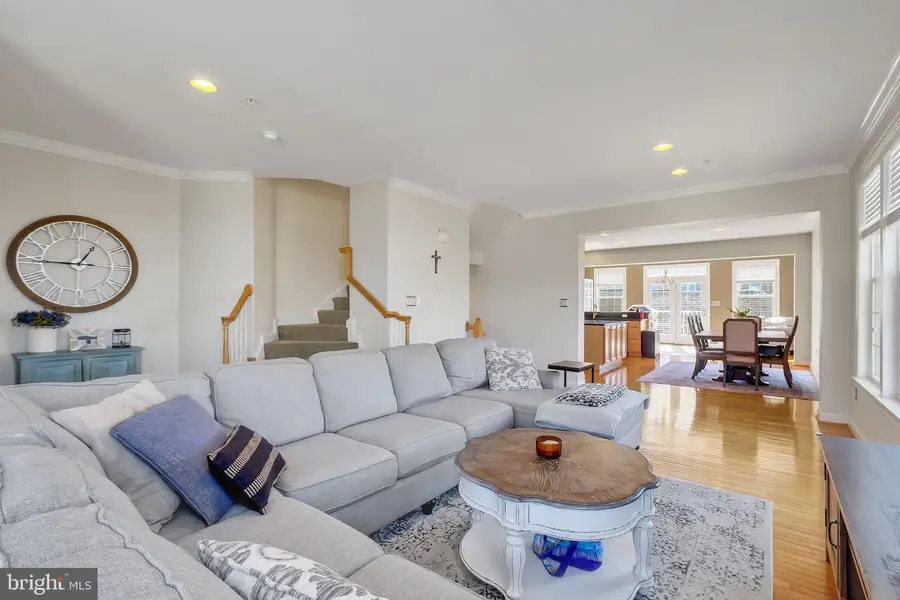 9657 Atterbury Ln, Frederick, MD 21704 - #3