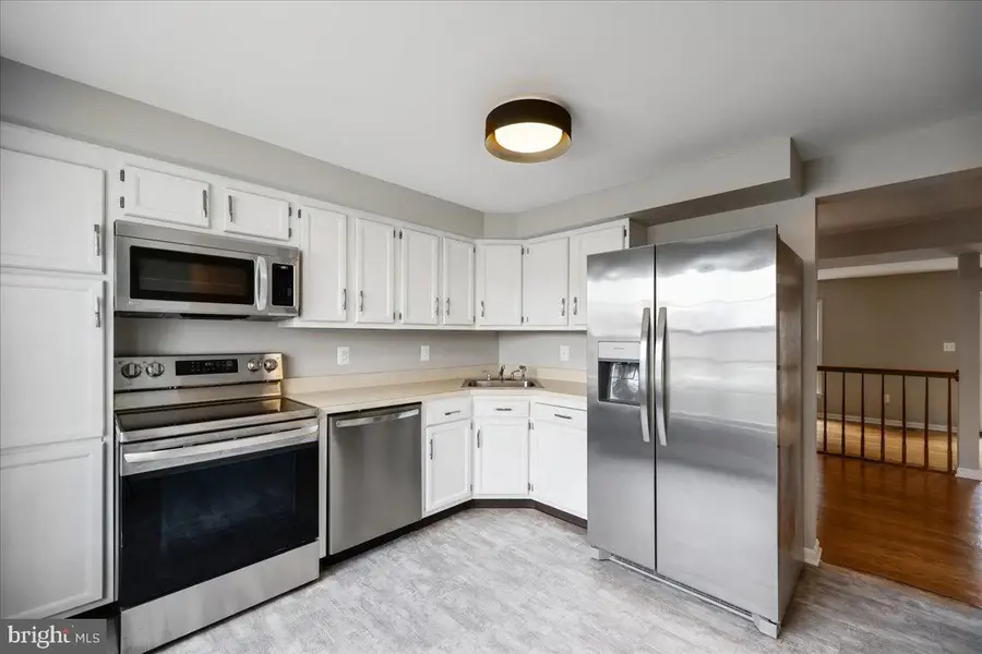 8024 Waterview Ct, Frederick, MD 21701 - #2