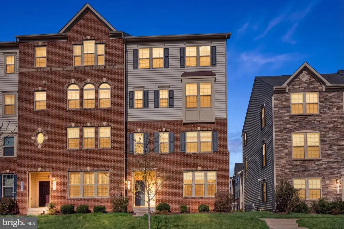 6018 Leben Dr, Frederick, MD 21703 - #1