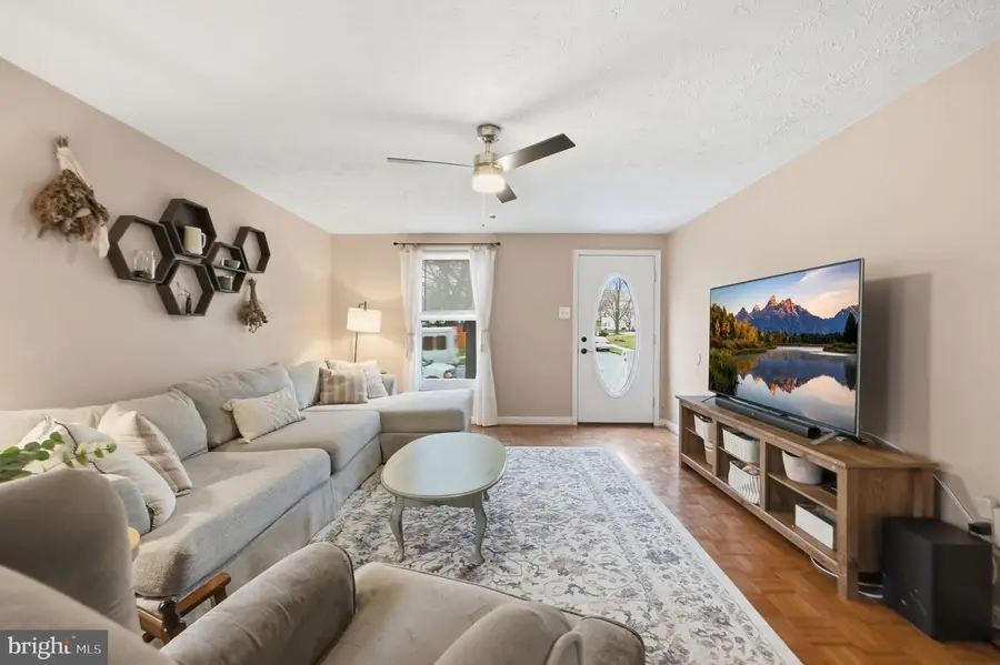 447 Center St, Frederick, MD 21701 - #3