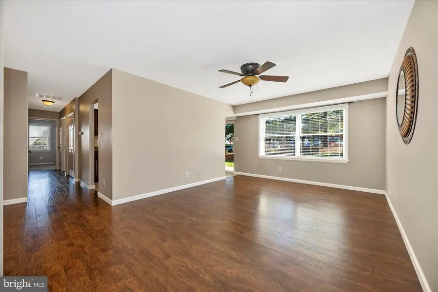 300 Chapel Ct #104, Walkersville, MD 21793 - #2