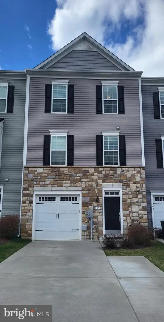 205 Longley Green Dr, Walkersville, MD 21793 - #1