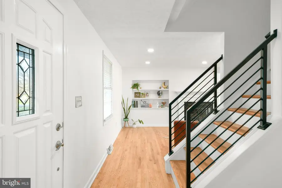 5833 Woodwinds Cir, Frederick, MD 21703 - #3