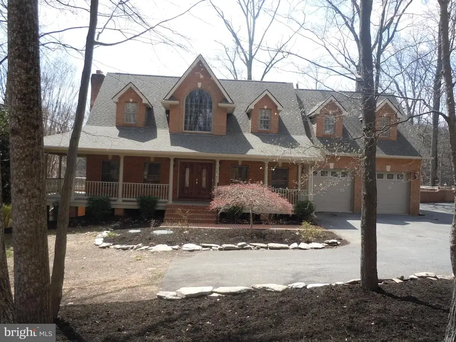 5019 Old Swimming Pool Rd, Frederick, MD 21703 - #2