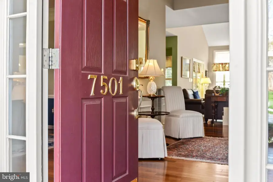 7501 Melbourne Pl, Ijamsville, MD 21754 - #3