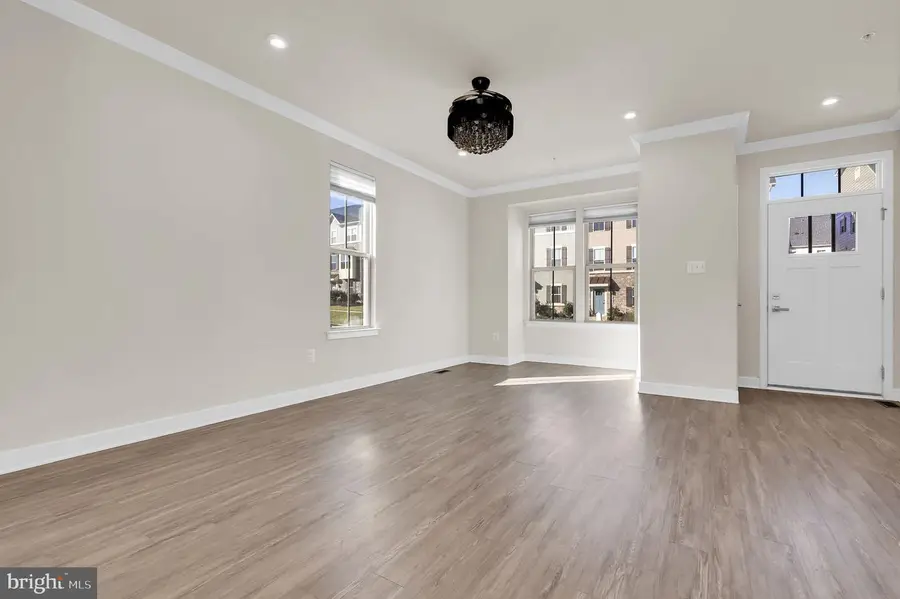 5941 Tomahawk St, New Market, MD 21774 - #2