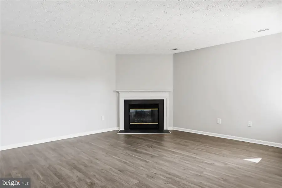 2137 Wainwright Ct #1c, Frederick, MD 21702 - #3