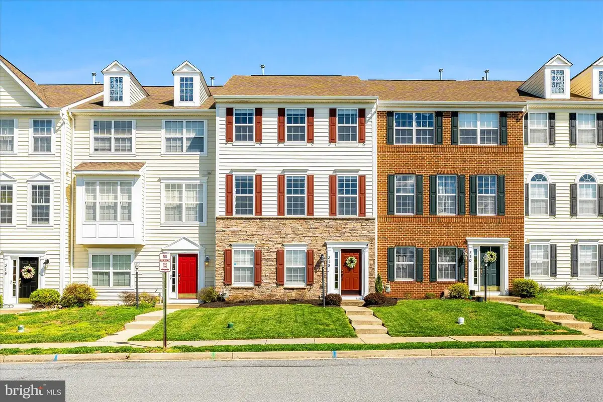 318 E Wainscot Dr, New Market, MD 21774 - #1