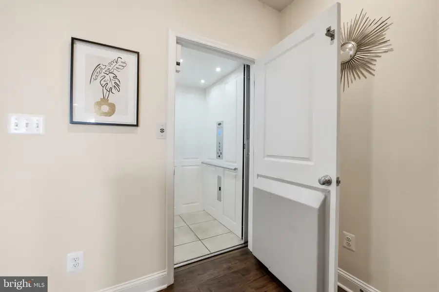 7134 Proclamation Pl, Frederick, MD 21703 - #2