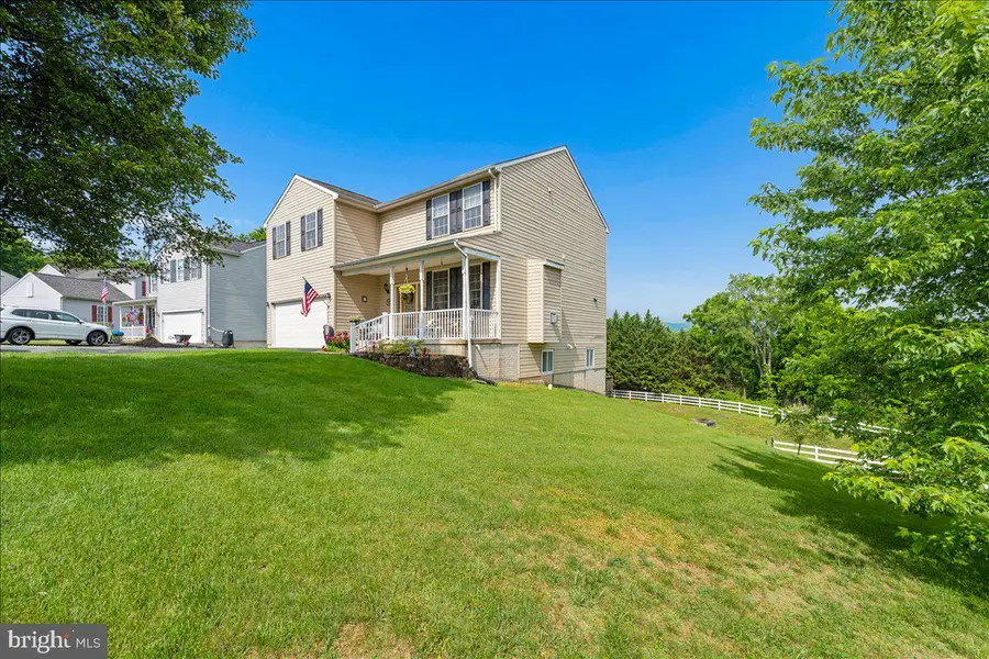 307 Washington St, Middletown, MD 21769 - #2