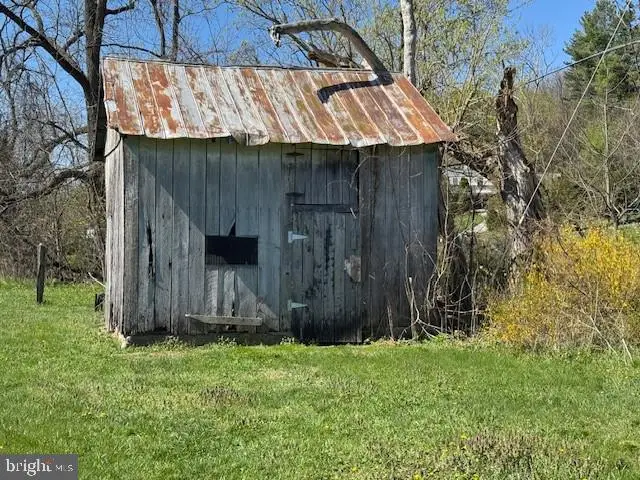 9440 Hollow Rd, Middletown, MD 21769 - #3