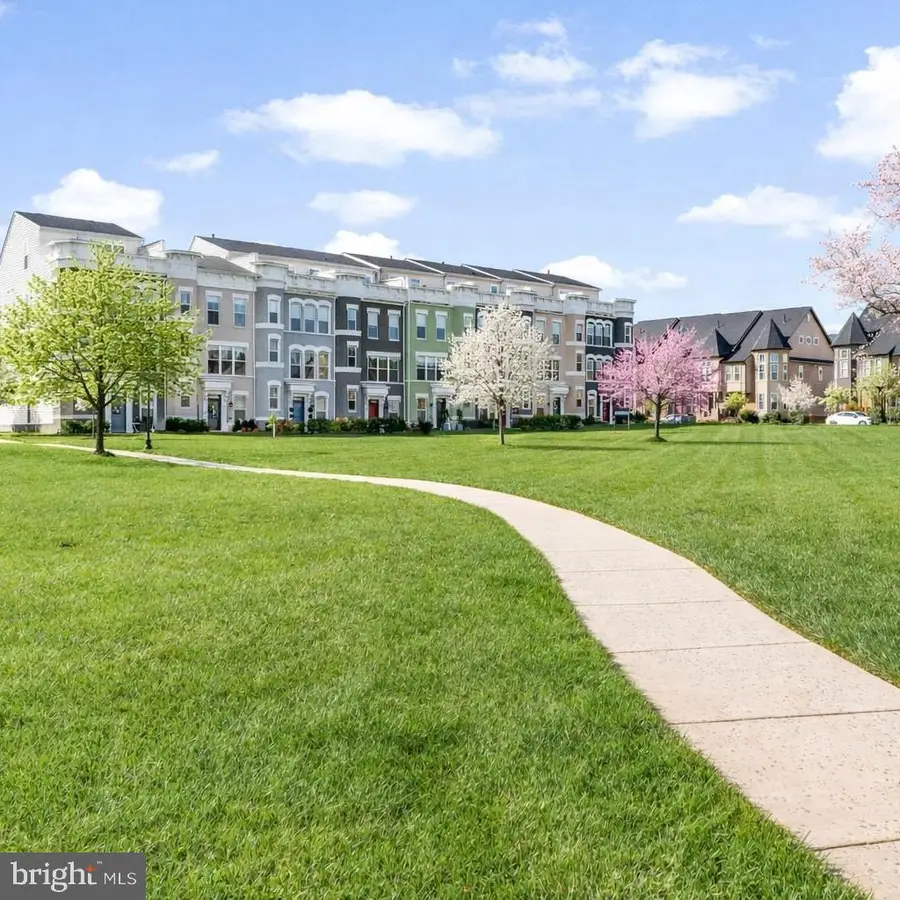 822 Lindley Rd, Frederick, MD 21701 - #2