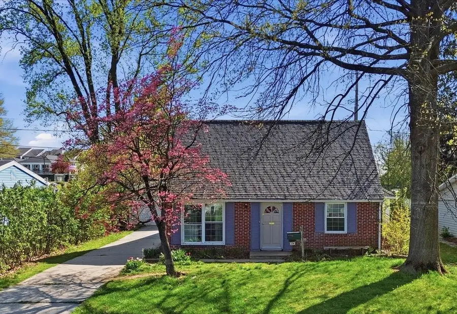 294 Pinoak Dr, Frederick, MD 21701 - #2