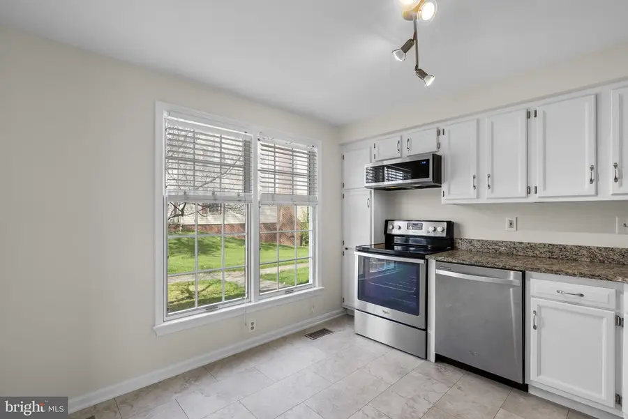 8037 Waterview Ct, Frederick, MD 21701 - #3