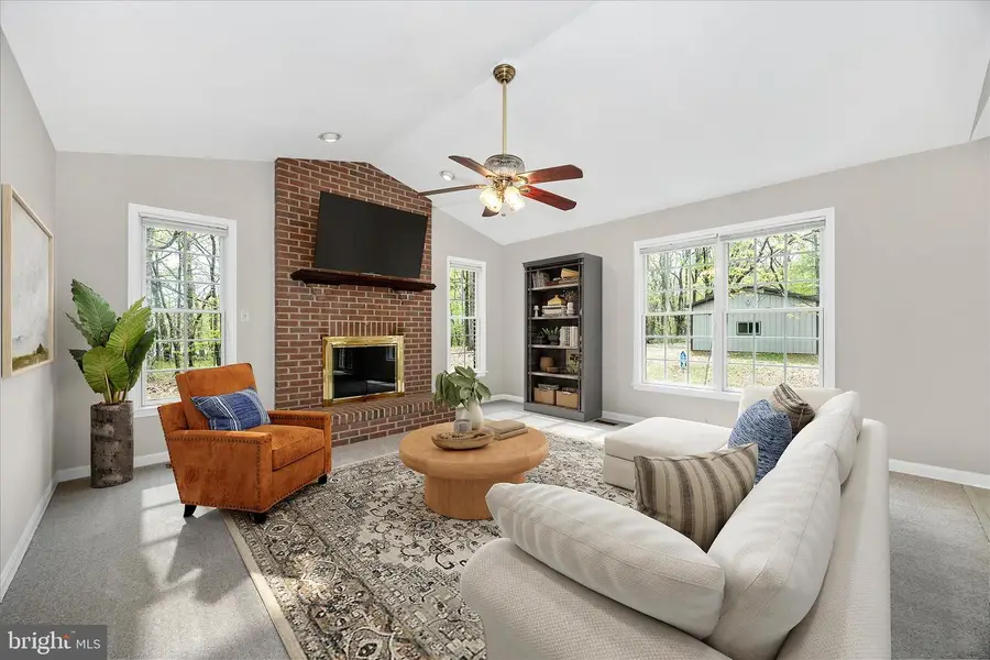 10393 Liberty Rd, Frederick, MD 21701 - #3