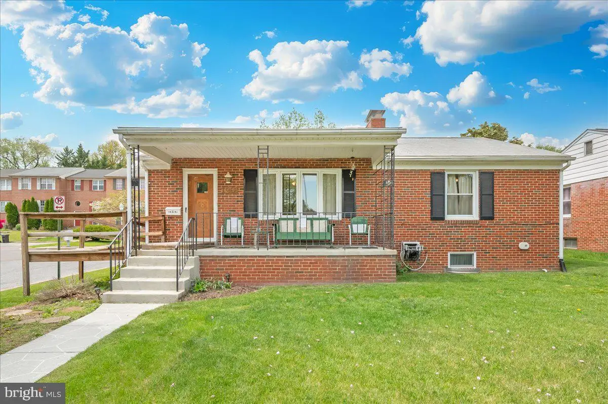 1201 Staley Ave, Frederick, MD 21701 - #1