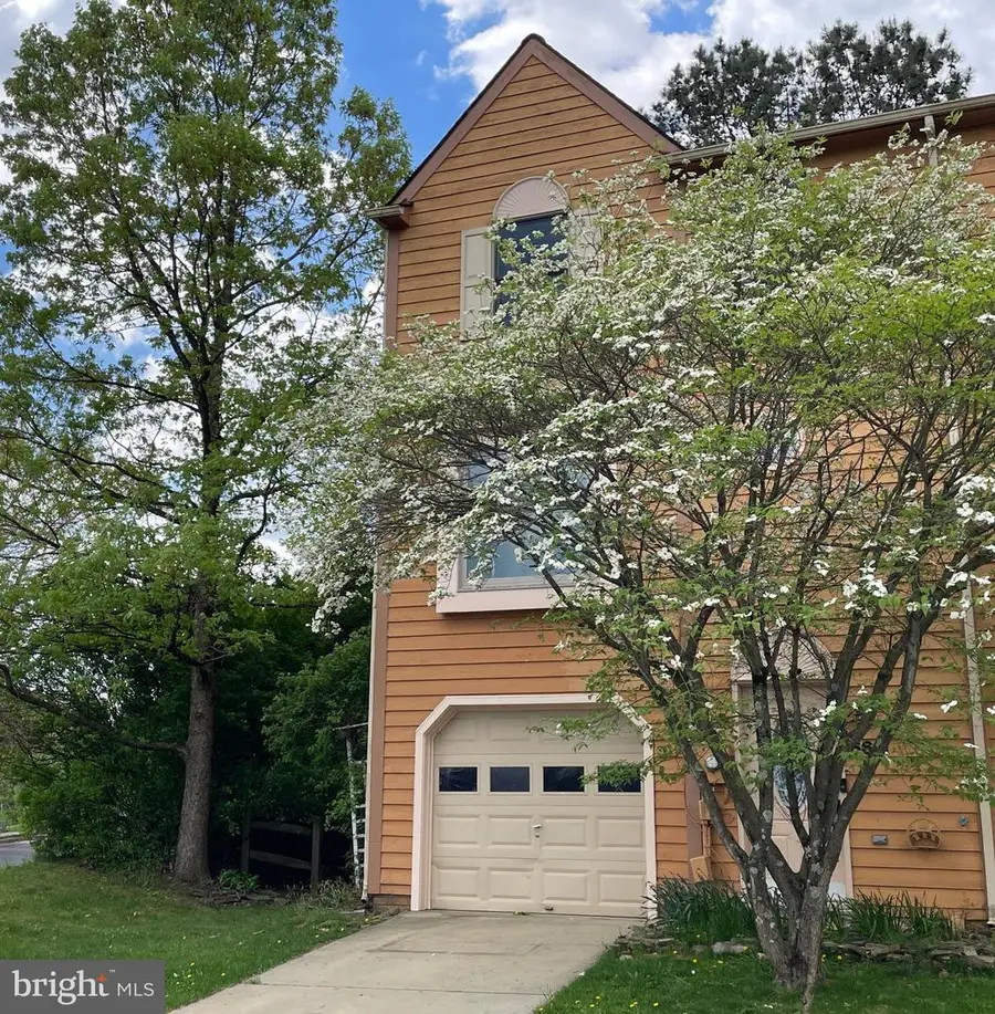 6611 E Beach Dr, New Market, MD 21774 - #2